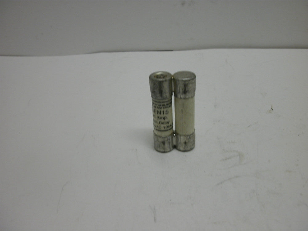 FERRAZ SHAWMUT GFN15  FUSE 15 AMPS TIME-DELAY 125VAC 10KA IR