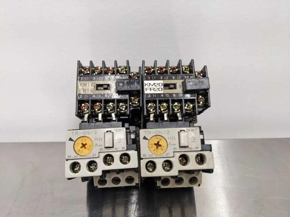 2 Pack Fuji SJ-0SG TR-0N/3 Magnetic Contactor