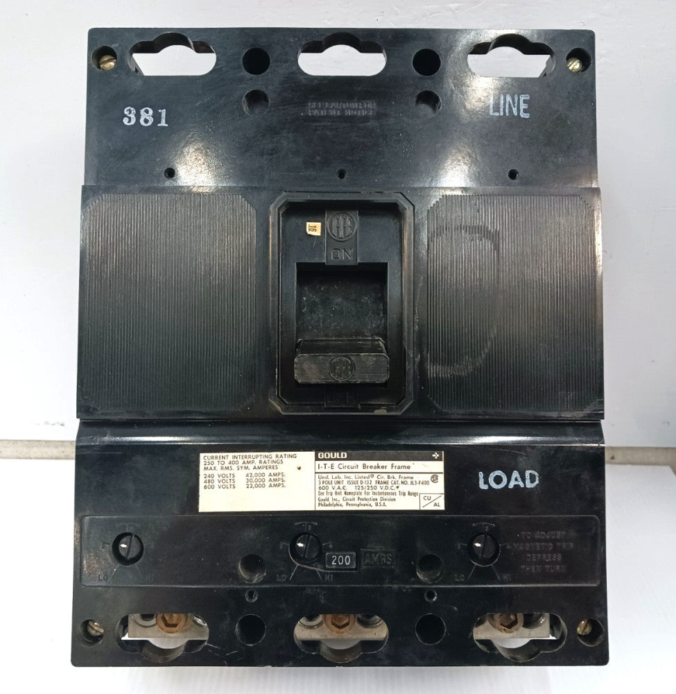 Gould ITE 400 Amp Circuit Breaker W/ 200 Amp Trip 3 Pole 600 VAC  JL3-F400