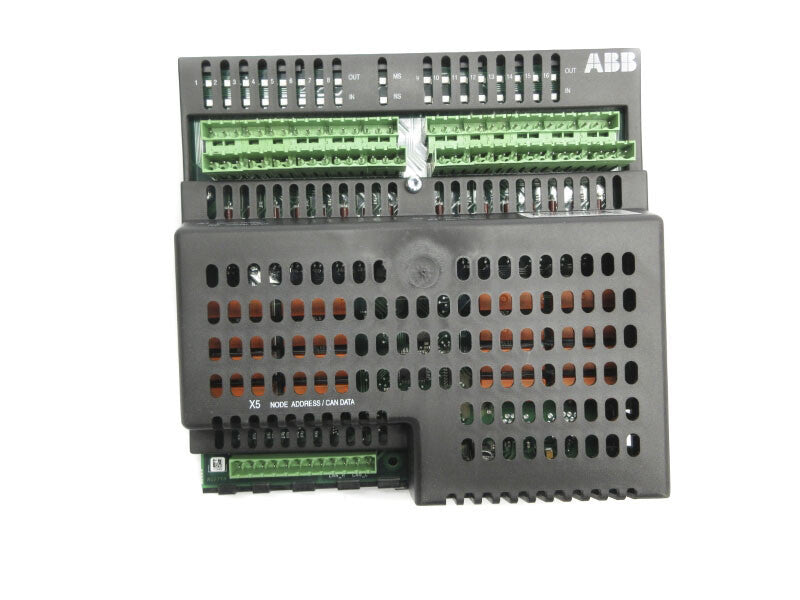 ABB 3HAC17973-1/04 DSQC332A NSNP