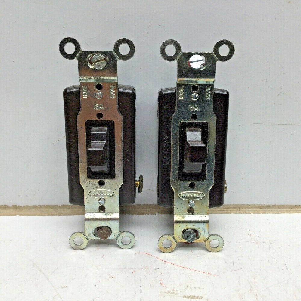 Hubbell 1556 Momentary Contact AC Switch SP Double Throw 15A 120-277V (LOT of 2)