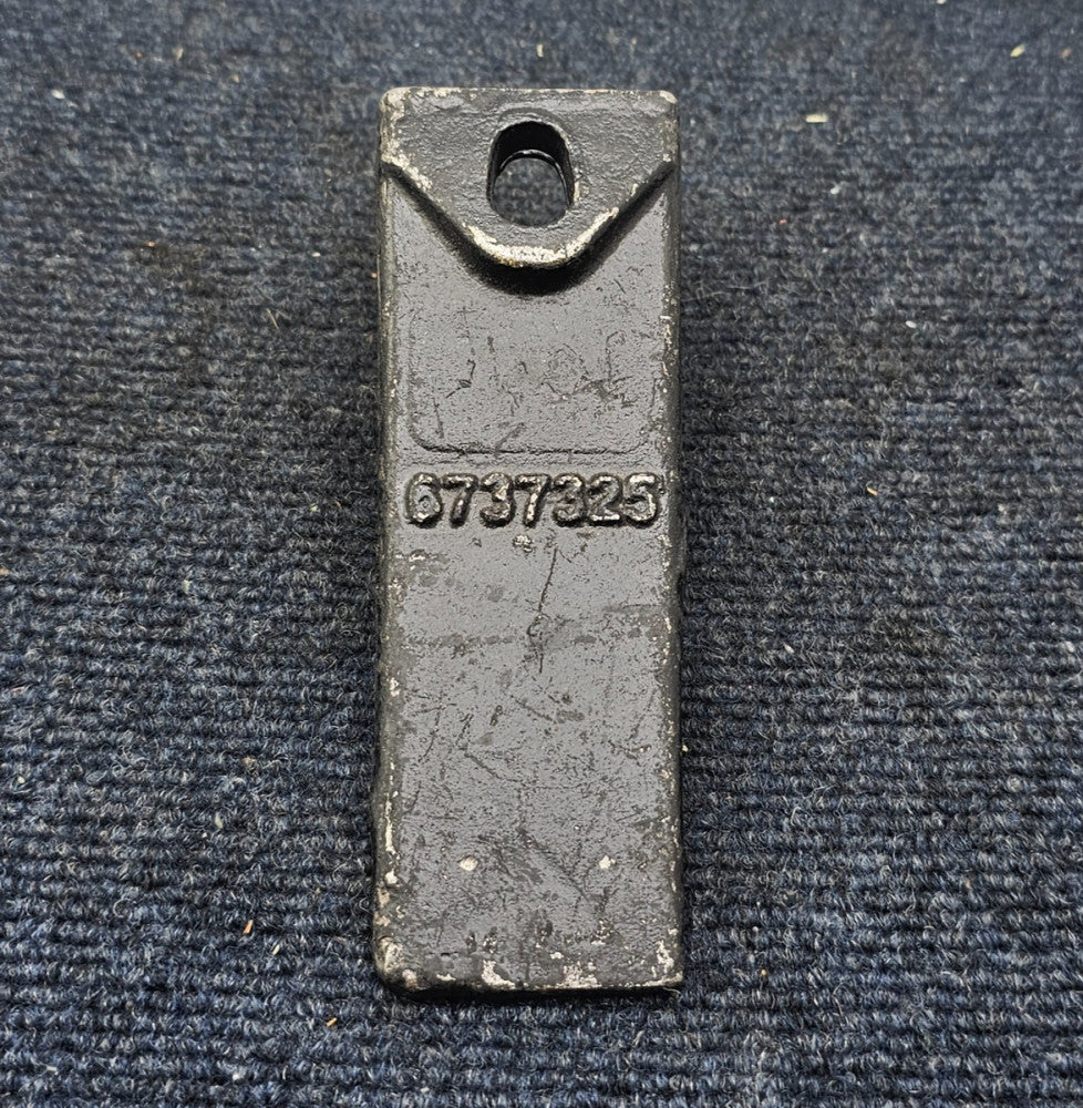 6737325: Bucket Teeth For Bobcat Style Mini Excavator
