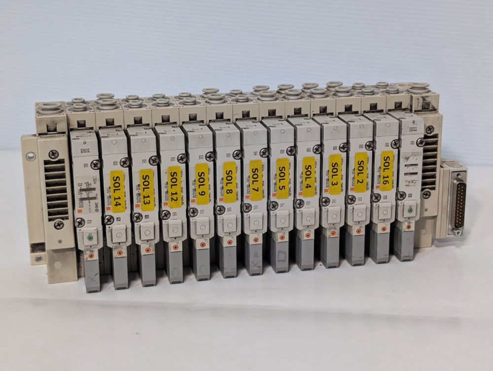 SMC SS5V3, -DUR01571, 13-Port Solenoid Valve Manifold Assembly with SV3100-5FU
