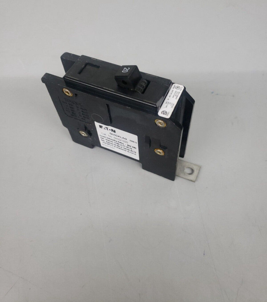 1- GHQ1020 Eaton Quicklag Cutler Hammer 1 Pole 20 Amp NEW TAKE OUT / NO COVERS