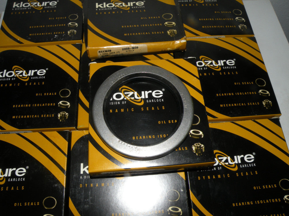 (5) GARLOCK KLOZURE OIL SEAL 21158-1939 63X1939 2.625"ID 3.5"OD .375" Thick