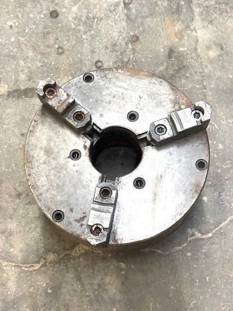 3 JAW SELF-CENTERING SCROLL CHUCK