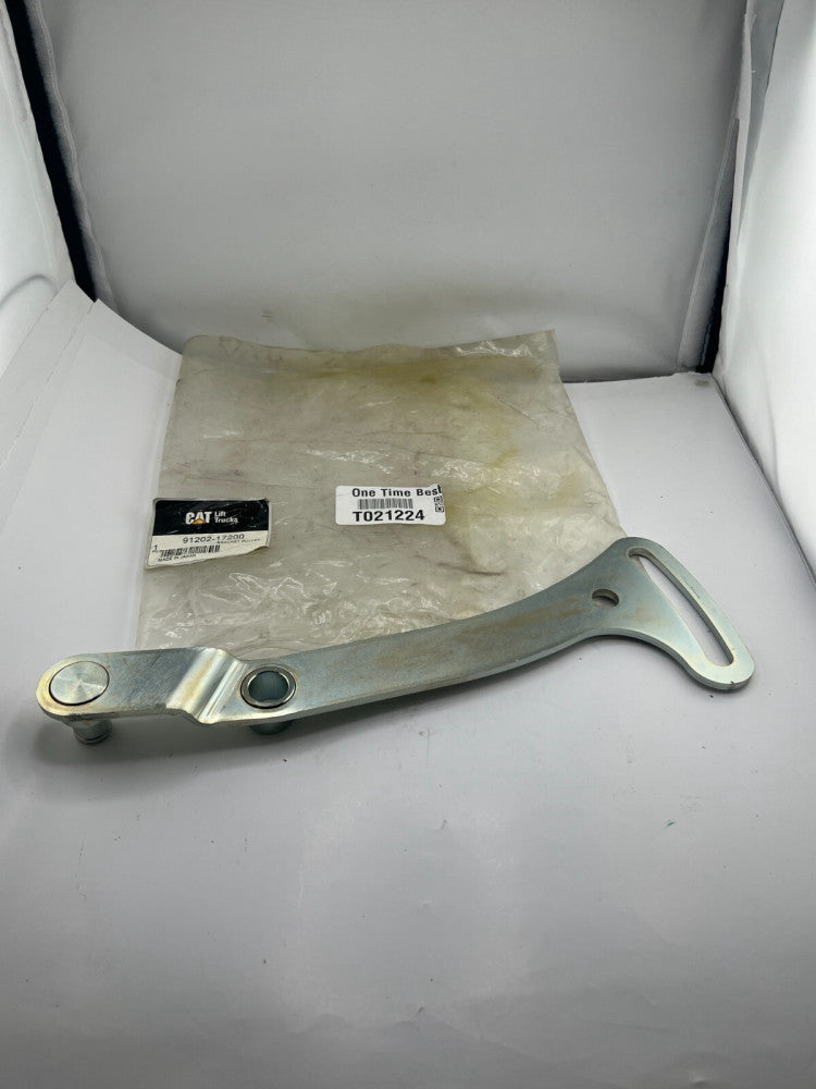 CAT Lift Truck Bracket Pull   91202-17200 Made In Japan