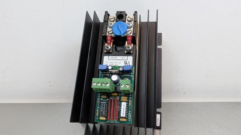 Control Concepts 1022-24-10-0/5V SCR Power Controller 1652-24-10 240VAC 10A