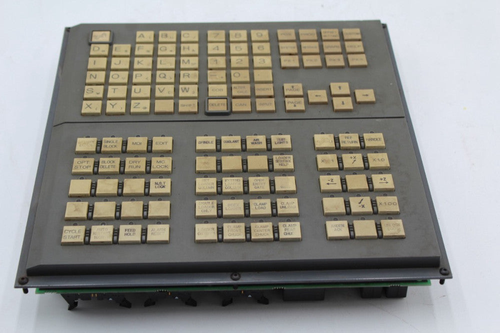 FANUC A02B-0236-C240 OPERATOR PANEL WITH A20B-8002-0020 INTERFACE