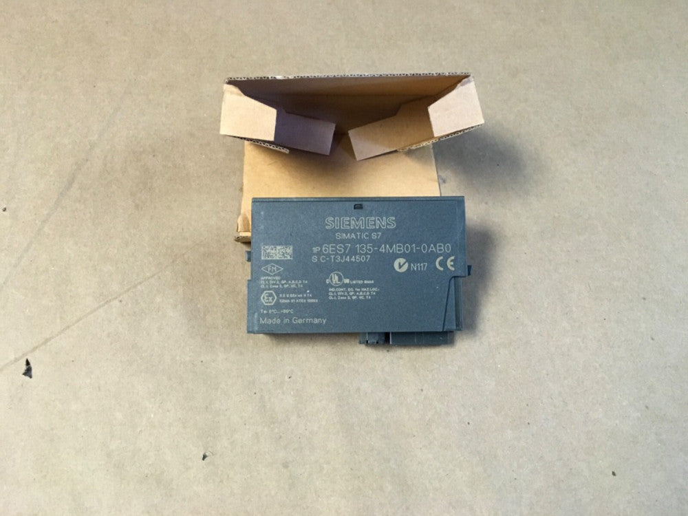 Siemens Simatic S7 6ES7 135-4MB01-0AB0 Electronic Modual S C-T3J44507  (KB)