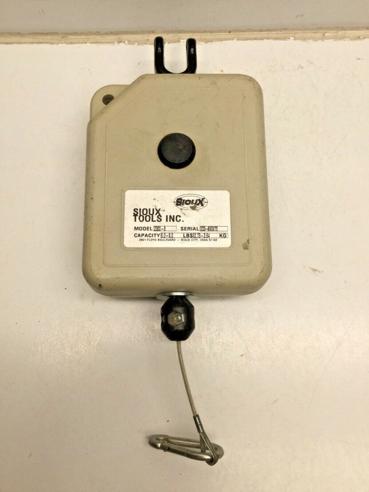 SIOUX TOOLS INC Retractable Tool Lanyard Model 2300-8, Cap 6.0-8.0 LBS 2.73-3.64
