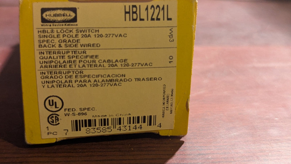 Hubbell Single Pole 20A 20 Amp Locking Toggle Switch w/ Key 120-277v