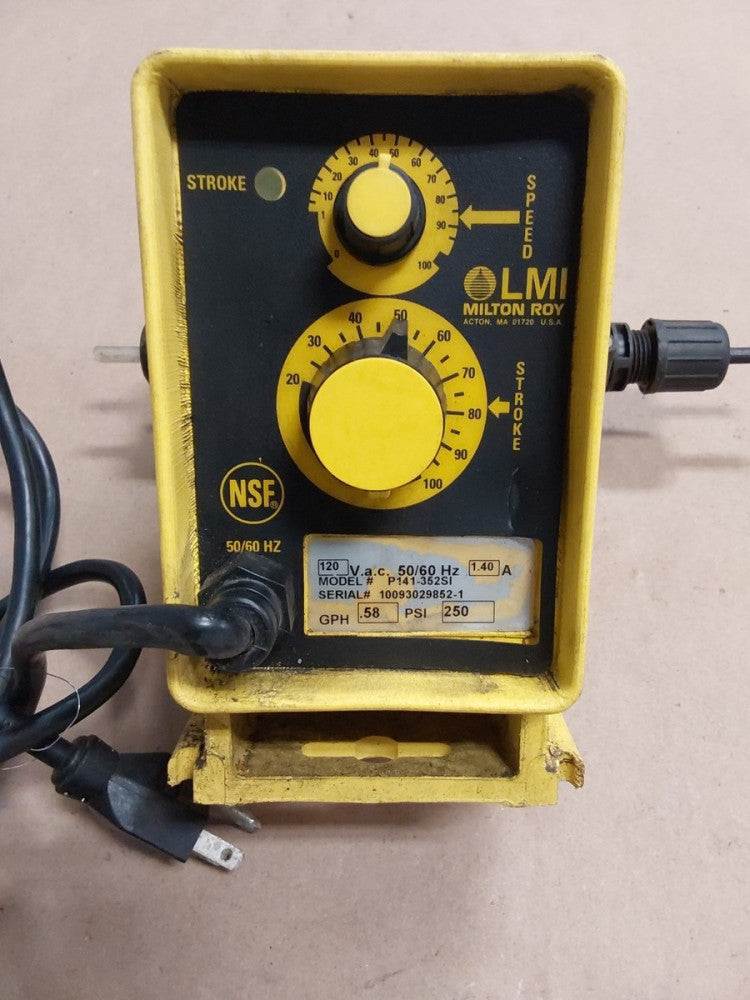 LMI LIQUID METRONICS P141-352SI / P141352SI SERIES P METERING PUMP