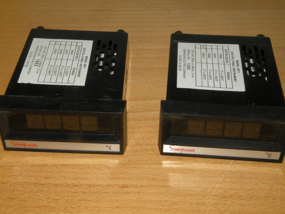 SIMPSON 24663 0 TO 650 C  MODEL 2871 TEMPERATURE PANEL METER CONTROLLER