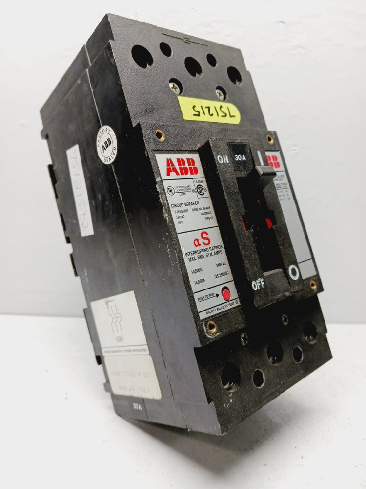 ABB UXAB-727131-R 30 AMP CIRCUIT BREAKER 3 POLE 240 VAC 250 VDC