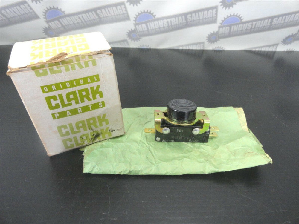 Genuine Clark Parts - FORKLIFT PUSH BUTTON SWITCH 314845 (NEW in BOX)