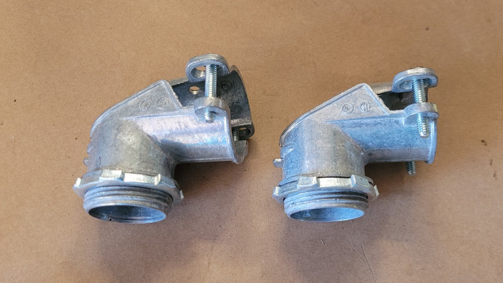 Lot Of 2 Arlington 854 1-1/4" 90 Degree Angle Connectors For Fleex /BX And MC...