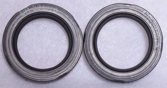 2 Count CR Chicago Rawhide Oil Seals 994976