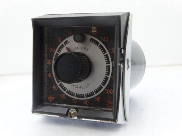 DANAHER CONTROLS HP57A601 Timer