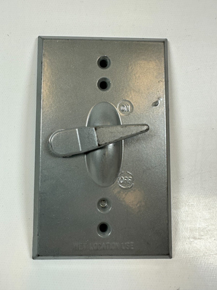 E-30640 Cover LR81762 Wet Location Recessed Toggle Switch 1 Gang Box (No Gasket)
