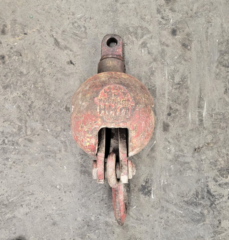 JOHNSON RED OVERHAUL CRANE BALL, 85LBS, 5 TON