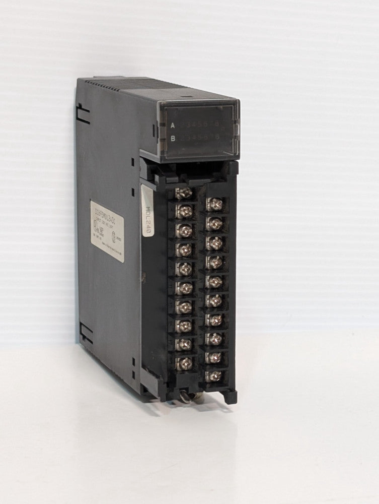 GE Fanuc IC693MDL240c Input Program Controller 120VAC