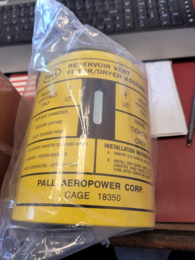 NEW Pall PFD-8, GC00165F161W2 Reservoir Vent Filter/Dryer 1362369 ( S1-C139)