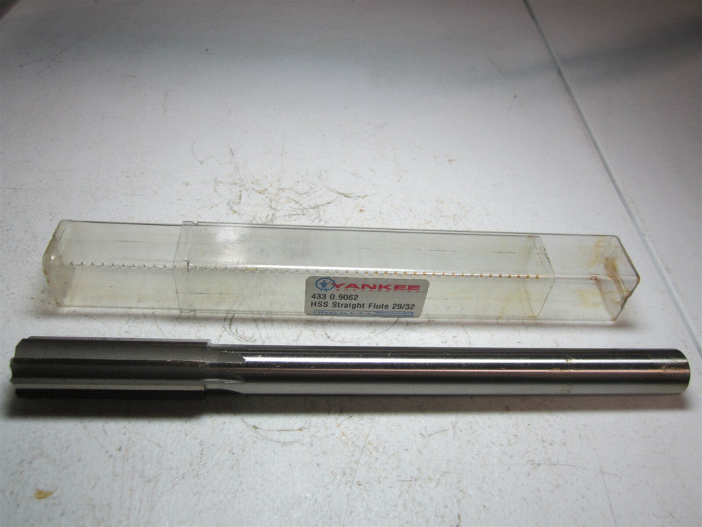 Yankee (433 0.9062) 10" OAL 29/32" High Speed Steel 8 Flute Chucking Reamer