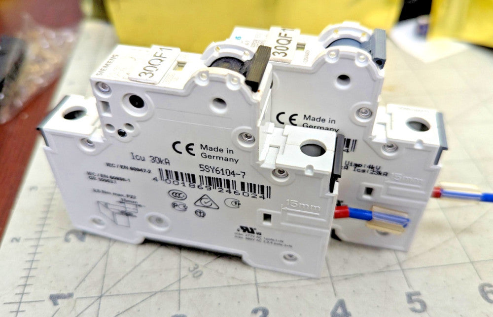 2-Pack Siemens 5SY6104-7 Circuit Breaker, WORKING PULL [Z3B7]#28