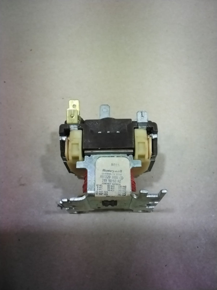 Honeywell R8222D General Purpose Relay 15 Amp 24 Volt