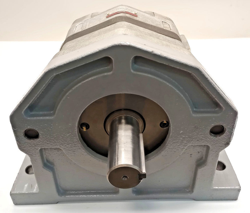 Toyooki TCM5-L63-M1-A Internal Gear Pump 1-1/2" Keyed Shaft 3-1/8" Shaft Length