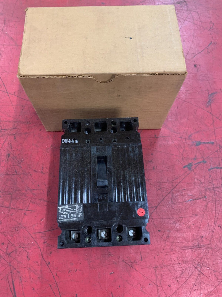 NEW IN BOX GENERAL ELECTRIC TED136040 3 POLE 40AMP CIRCUIT BREAKER THED136040WL