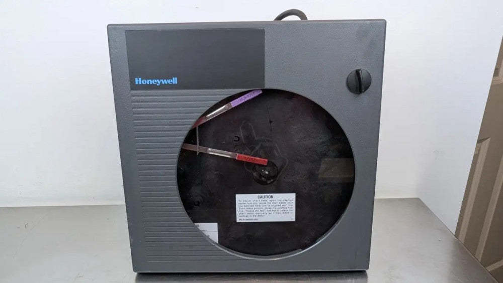 Honeywell DR4302-0000-G0100-0000-0000-00-000-00 Circular Chart Recorder DR4300