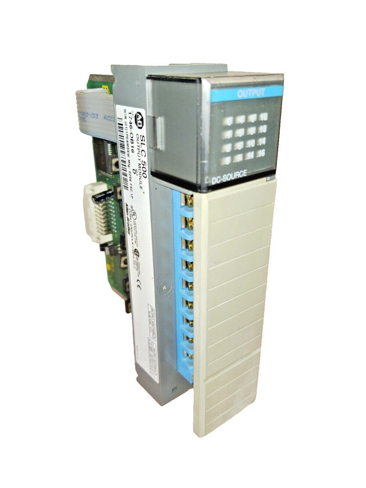 ALLEN BRADLEY SLC500 OUTPUT MODULE  1746-OB16 SERIES D