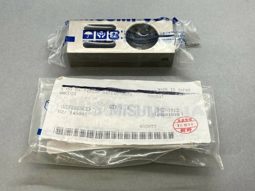 Misumi MMCU25 Slotted Hole Strut Clamp 25mm Post Diameter