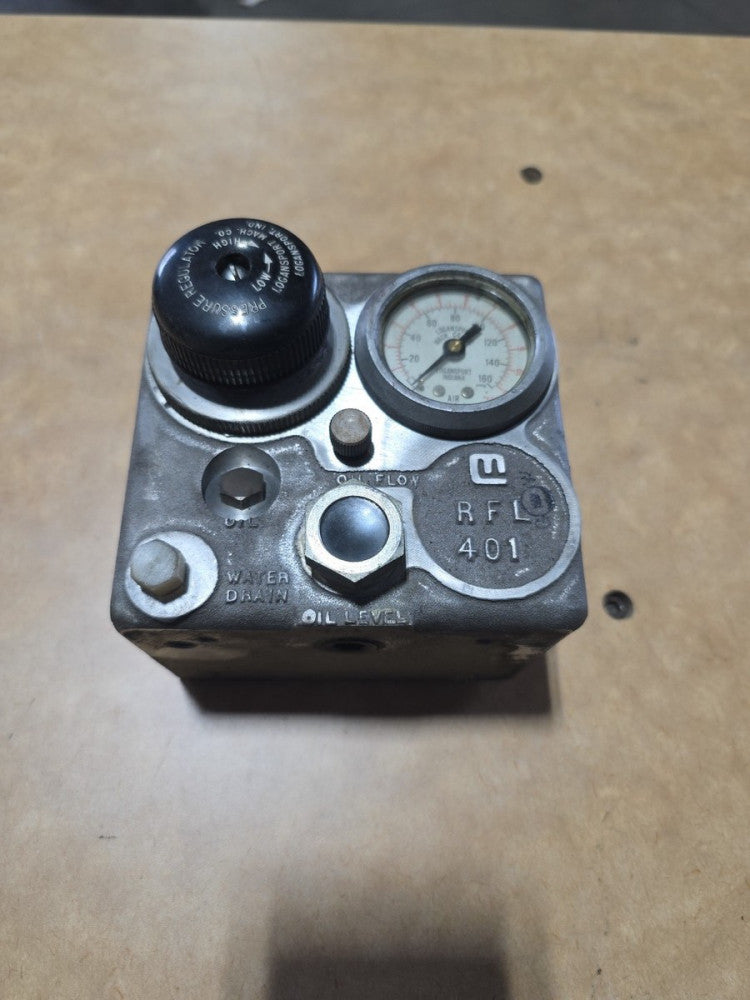 NOS Logansport RFL 401e Oil Lubricator Pressure Control - USA