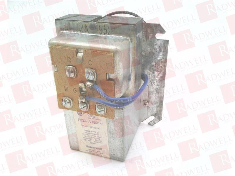 HONEYWELL R8239A1052 / R8239A1052 (NEW IN BOX)