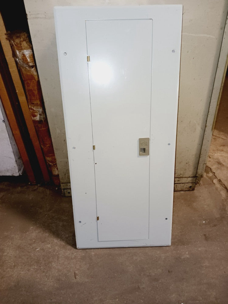 GE 100 AMP MAIN LUG LOADCENTER 208Y/240 VAC 30 CIRCUIT 3P/4W W/BREAKERS