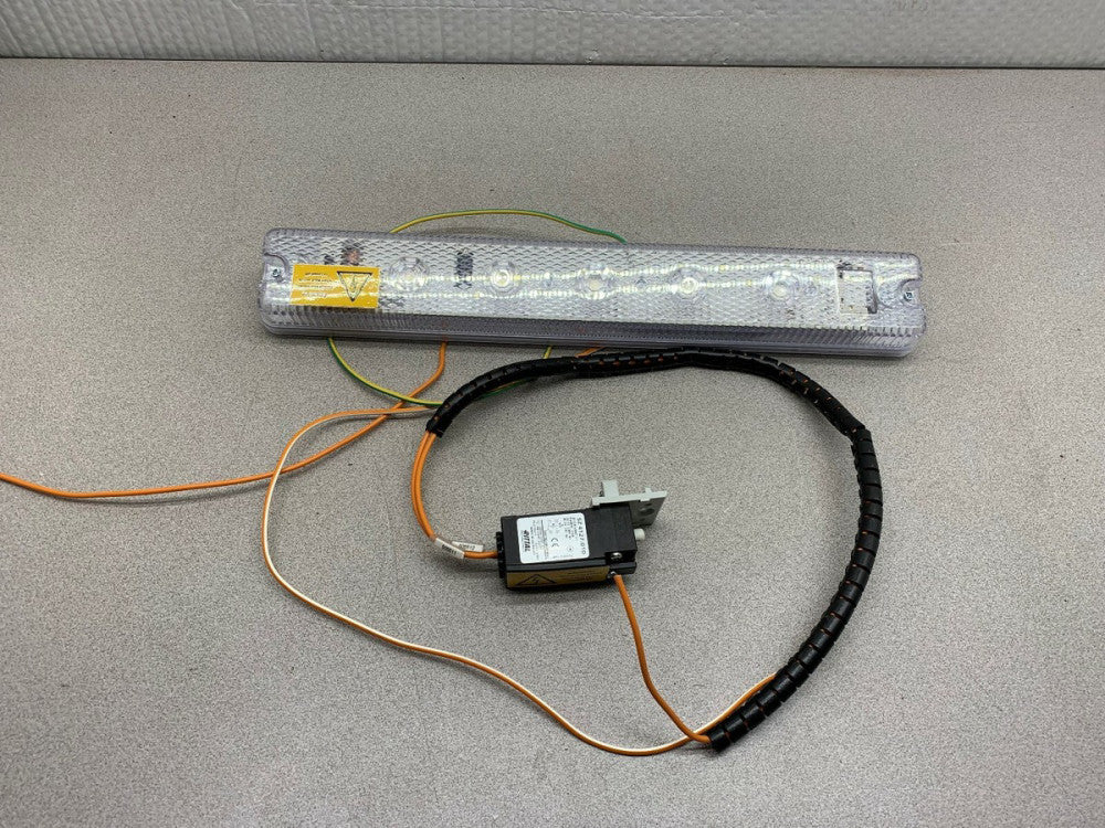 NEW TAKEOUT ALLEN-BRADLEY PANEL LIGHT 855L-NX4 SERIES B