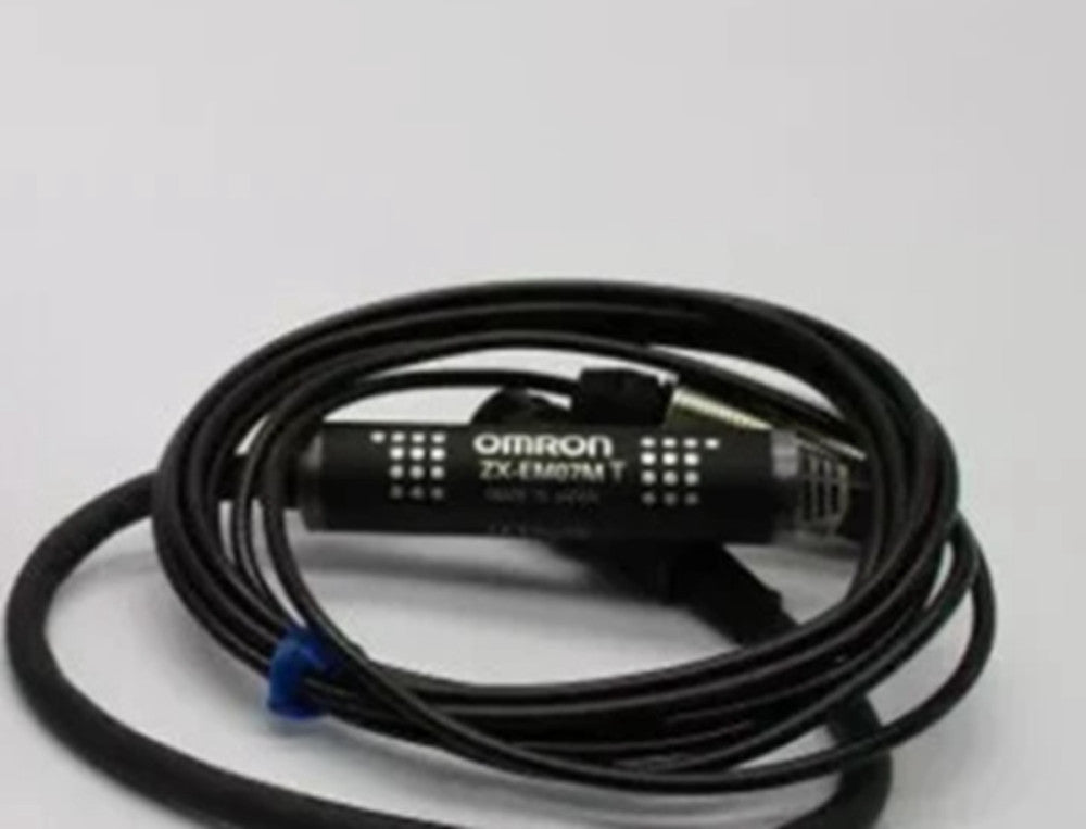 One Brand New OMRON ZX-EM07MT Proximity Sensor