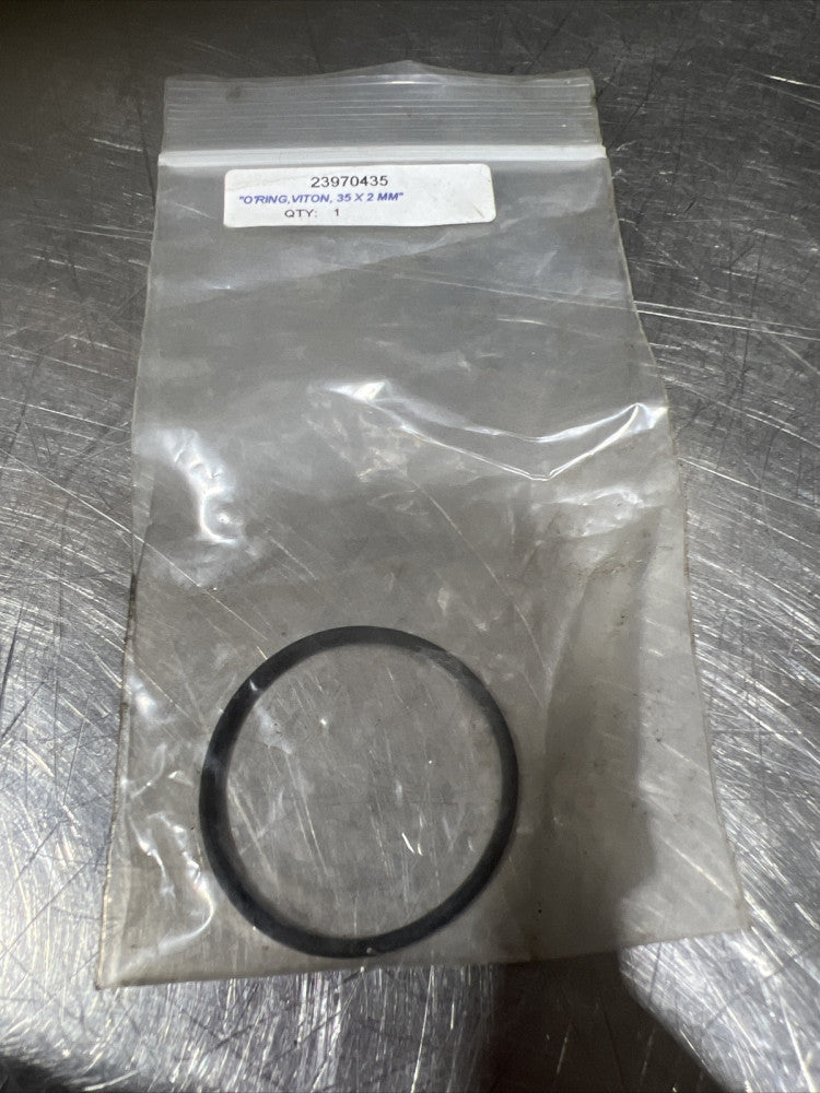 Leybold 23970435 O'RING,VITON, 35 X 2 MM Nos Surplus