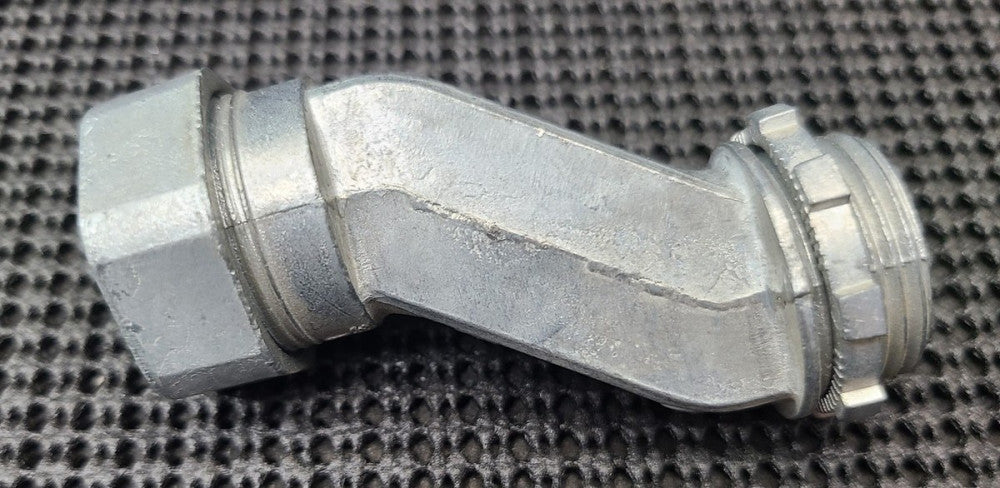 HALEX 3721-2 1/2" ZINC SQUEEZE CONNECTOR - NEW NO BOX