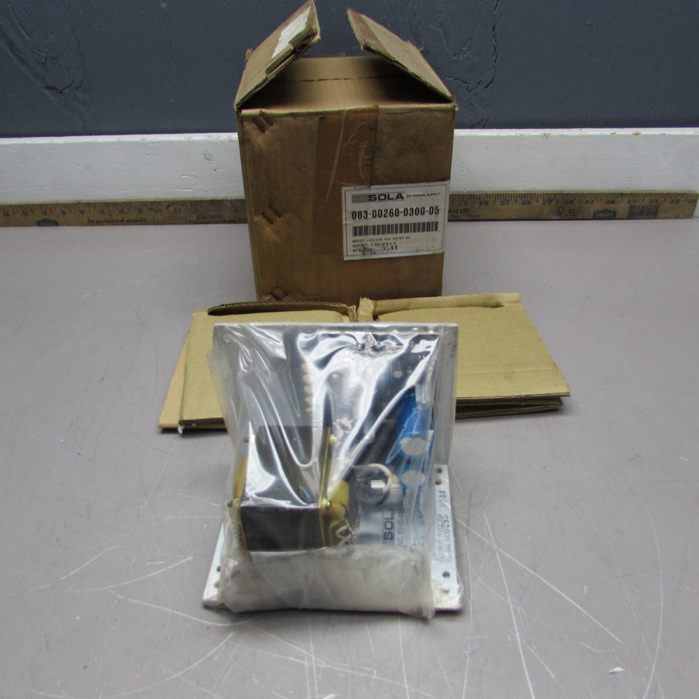SOLA 083-00260-0300-05 DC POWER SUPPLY IN-120/240V OUT-5V@6.0A NEW IN BOX !!