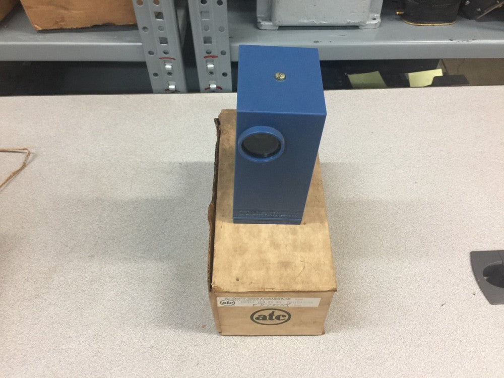 NEW IN BOX SIC PHOTO REFLEX CONTROL 7201C03QAX