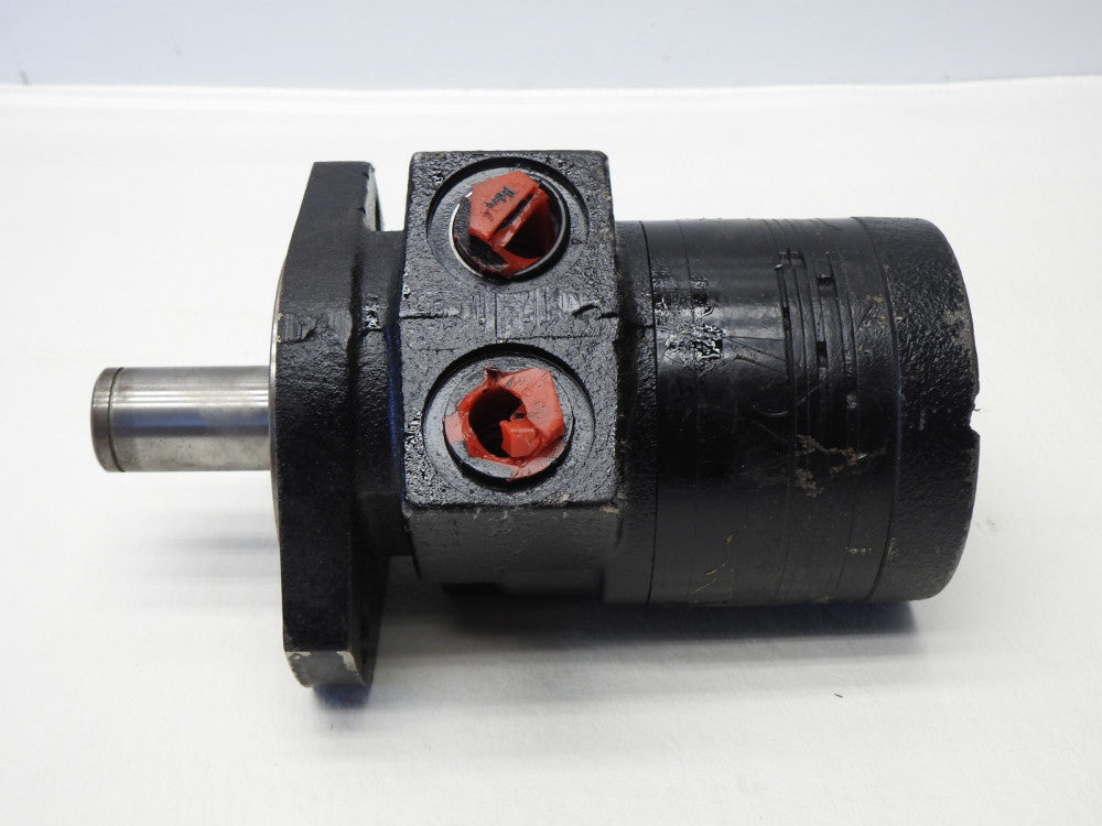 OEM Parker 1310M Hydraulic Motor 08514 2405 (2 Bolt, Keyed Shaft) NOB NEW