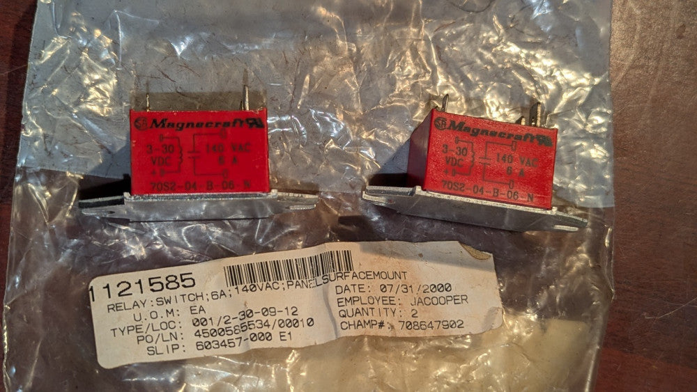 (1) Magnecraft  Relay 70S2-04-B-06-N NOS