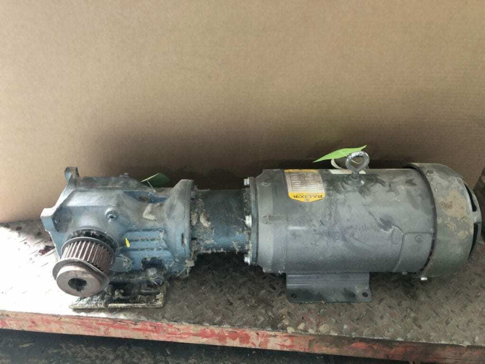 Sew-Eurodrive K47LP145 Gear Drive/Speed Reducer 1.5HP 3540lb-in 29.32:1
