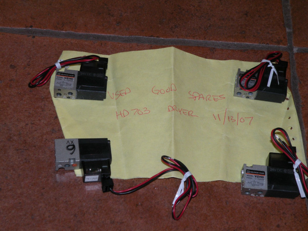 (1) SMC VZ110 Air Control Solenoid Valve 