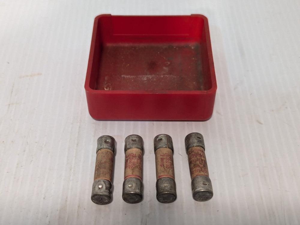 Lot of 4 Gould Shawmut TRM7 Time Delay Midget Fuses, 7A, 250VAC