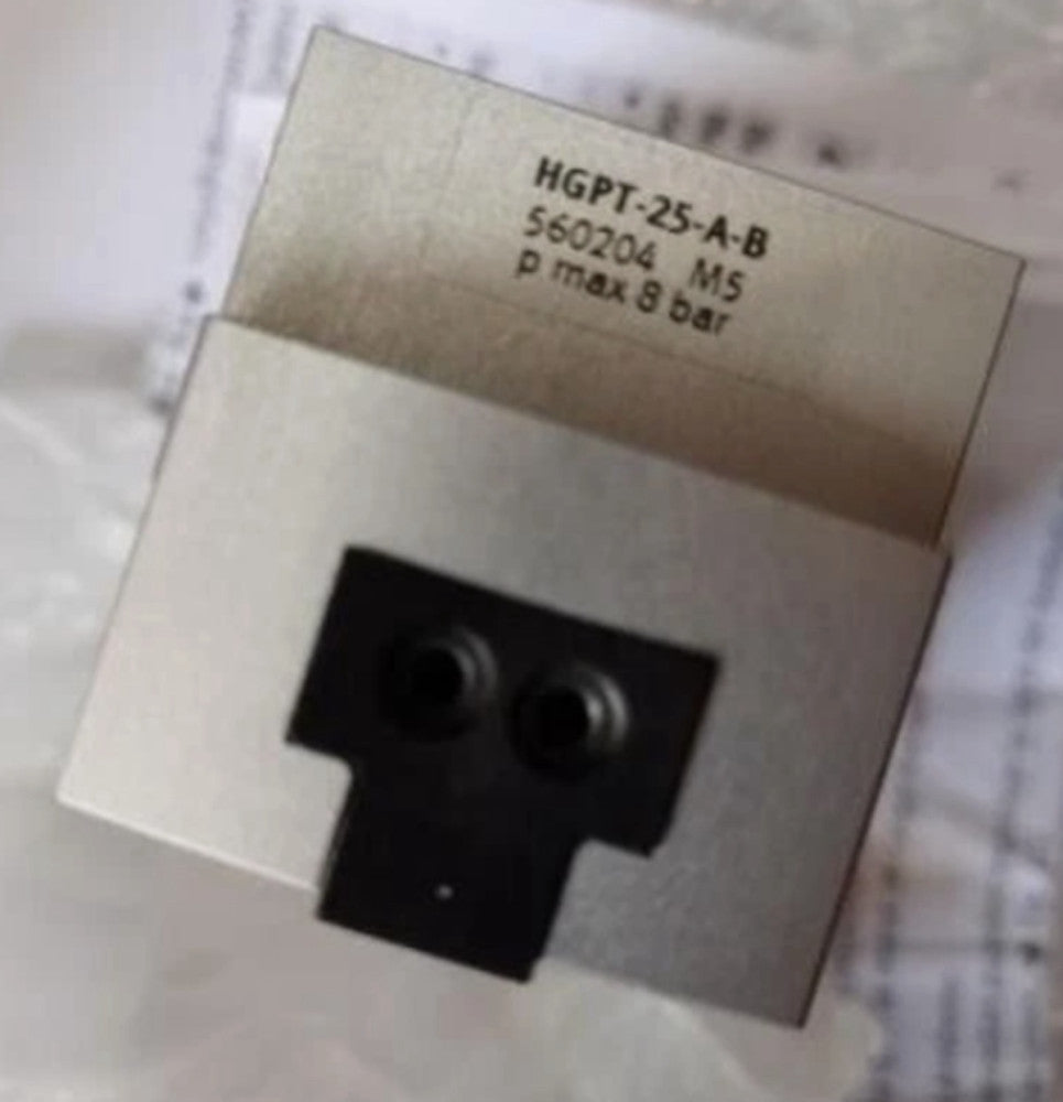 One Brand New FESTO HGPT-25-A-B 560204 Gripper